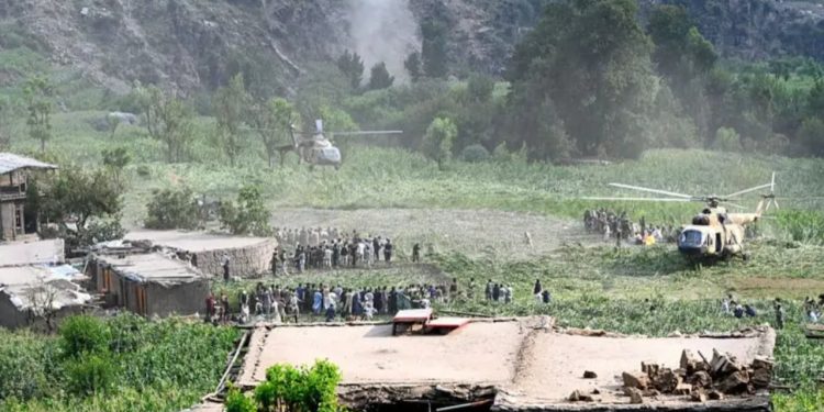 Tërmeti i fuqishëm shkaktoi vdekjen e të paktën 800 njerëzve, kërkimet intensive vazhdojnë në zonat e prekuara në Afganistan.