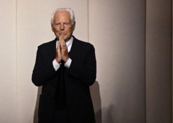 Testamenti i Giorgio Armanit: Sekretet e dy dokumenteve të shkruara me dorë dhe amanetet e fundit të stilistit të njohur.