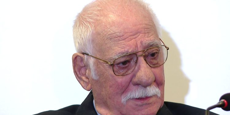 Testamenti i Reshat Arbanës: Në 85-vjetorin e lindjes, aktori shpreh dëshirën për të interpretuar Ali Pashë Tepelenën