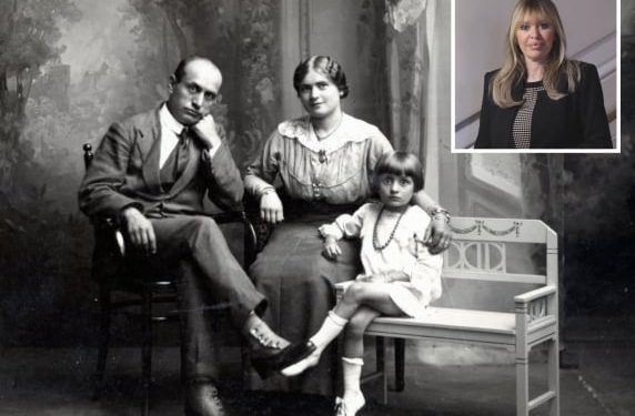 "Tradhtia e saj e forcoi": rrëfimi i jashtëzakonshëm dhe i tronditës i mbesës së Mussolinit - Si u fsheh i dashuri i gjyshes në dollap dhe reagimi i Benito-s kur zbuloi lidhjen sekrete.