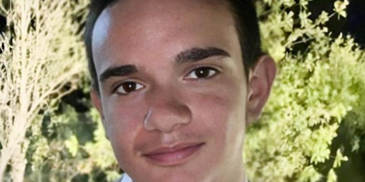 Tragjedi në Itali: Një 16-vjeçar shqiptar vdes në një aksident të rëndë teksa udhëtonte me motor