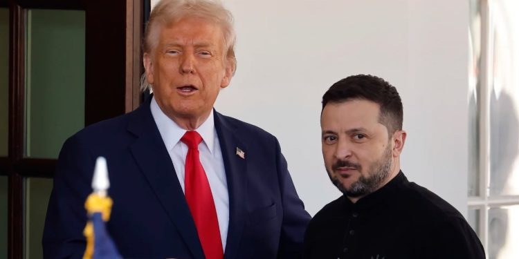 Trump bisedon me Zelenskyn, i kërkon Evropës të ndalojë importin e naftës ruse dhe të ushtrojë presion ekonomik ndaj Kinës.
