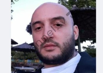 U arrestua si ‘koka’ e grupit kriminal: zbulohet lidhja mes Fatjon Prendit dhe Alfons Ndocit, të dënuarit që humbi jetën në burgun grek.