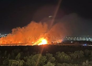 Ukraina godet fabrikat kimike dhe një nga rafineritë më të mëdha të naftës ruse, duke shkaktuar dëme të rëndësishme për Putinin.