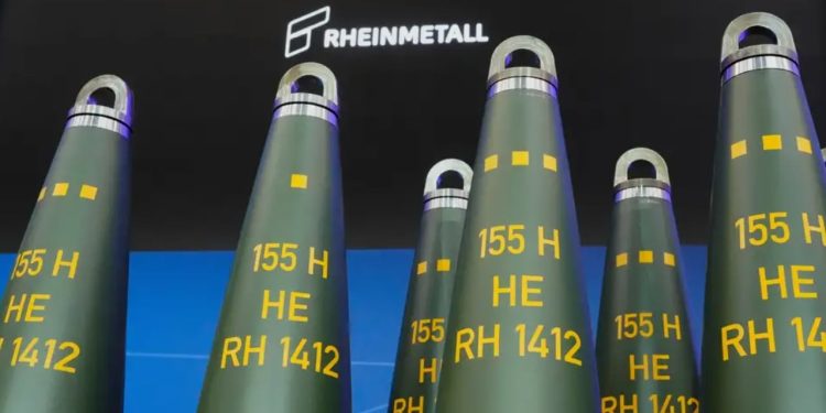 Ukraina në bashkëpunim me SHBA dhe Gjermaninë për prodhimin e armëve