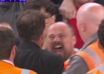 Video: Simeone confronts Liverpool fan, the Argentine coach expresses frustration: "He insulted me throughout the match, action should be taken."