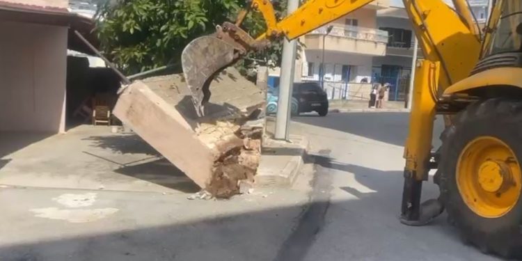 Vijon shembja e ndërtimeve të paautorizuara dhe hapja e hapësirave publike në Sarandë