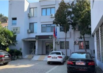 Vlorë-Fier aksidenti tragjik, dy të vdekur; italianja mbetet në burg nga Gjykata e Vlorës