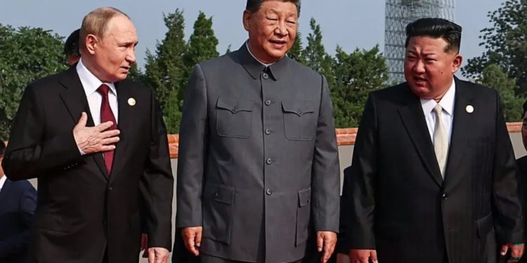 "Xi Jinping dhe Kina po krijojnë një Nigrën të Re Botërore" / Analiza e The Sun: Synon të sfidojë fuqinë e SHBA-së, Perëndimi duhet të jetë në gatishmëri.