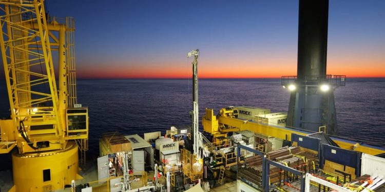 Zbulimi që mund të transformojë të ardhmen: Shkencëtarët identifikojnë një rezervuar masiv me ujë të ëmbël nën Oqeanin Atlantik.