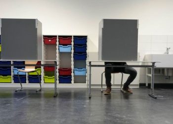 Zgjedhjet lokale në landin më të populluar të Gjermanisë, partia e Merz në vendin e parë, rritje prej 11% për ekstremin e djathtë.