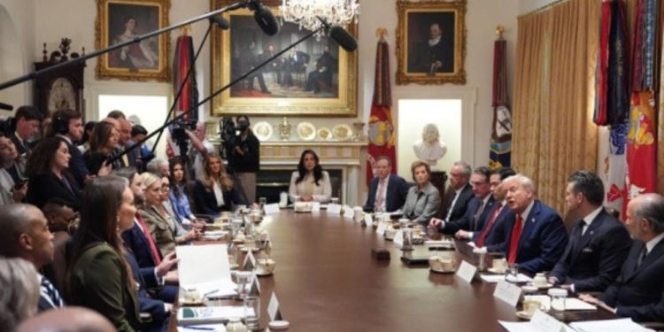 20 orët kyçe që përfunduan marrëveshjen për Gazën, nga takimi i rëndësishëm i Trump në Lindjen e Mesme deri te ndikimi i marrëveshjeve të biznesit në Gjirin Persik