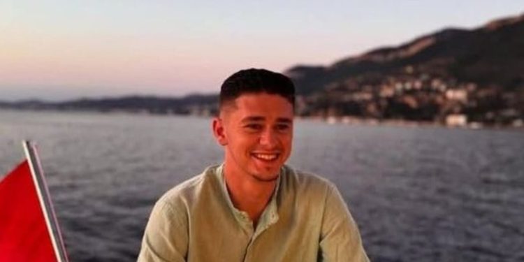 22-vjeçari, i cili u përfshi në një aksident të rëndë një muaj më parë në Vlorë, ka ndërruar jetë në Spitalin e Traumës në Tiranë.