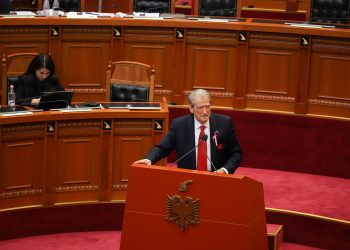 Berisha: Dumani është bërë avokati i vjedhjeve më të mëdha në historinë e këtij vendi! 1 miliard euro janë vjedhur vetëm nga inceneratorët dhe pazari i Ramës me CEZ