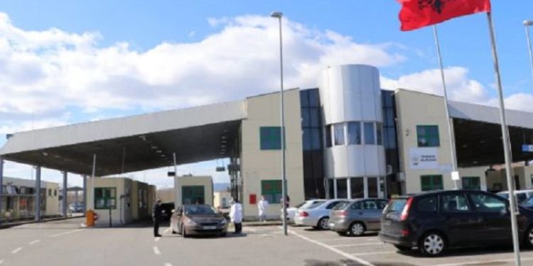 56-vjeçari arrestohet në Murriqan për trafikim narkotikësh dhe prostitucion, në kuadër të një operacioni ndërkombëtar.