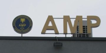 “AMP pezullon katër punonjës policie për moskryerjen e kontrolleve në parandalimin e kultivimit të bimëve narkotike”