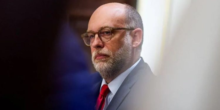 Administrata Trump nis procesin e shkarkimit të mijëra punonjësve.