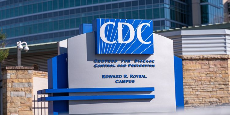 Administrata Trump shkëput marrëdhëniet me një numër zyrtarësh të Qendrës për Parandalimin e Sëmundjeve, duke përfshirë një sërë shkencëtarësh.