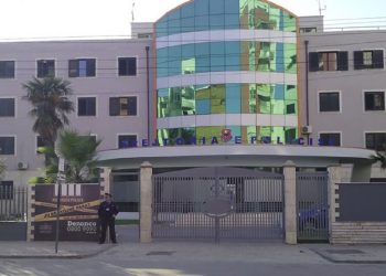 Aksident në Durrës, dy këmbësorë goditen nga një automjet në rrugën “Taulantia”