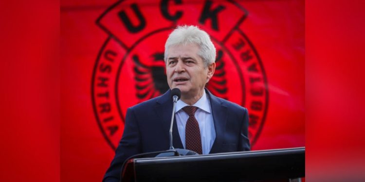 Ali Ahmeti: Akuzat për çlirimtarët janë të paqëndrueshme, dëshmitë nga SHBA dhe Britania vërtetojnë se UÇK luftoi për të kundërshtuar gjenocidin serb dhe veproi në përputhje me ligjin e luftës.