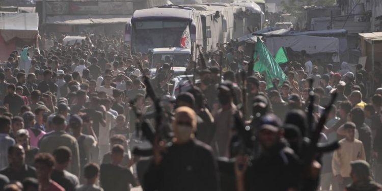 Analiza nga DW: Cila është realiteti i çarmatimit të Hamasit?