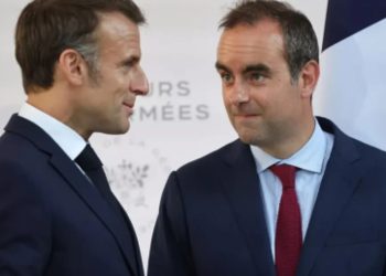 Analiza nga “La Repubblica”: Kryeministri Lecornu jep dorëheqjen, Macron përballet me tri zgjedhje sfiduese.