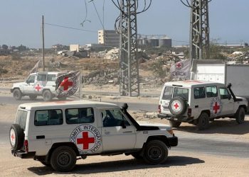 Armëpushimi në Gaza: Kryqi i Kuq dhe Egjipti marrin miratimin nga Izraeli për t'u angazhuar në operacionin e kërkimit të trupave të pengjeve.