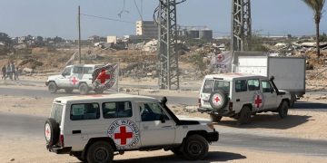 Armëpushimi në Gaza: Kryqi i Kuq dhe Egjipti marrin miratimin nga Izraeli për t'u angazhuar në operacionin e kërkimit të trupave të pengjeve.