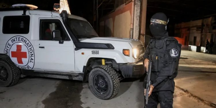 Armëpushimi në pikëpyetje, SHBA mbështet Hamasin për vonesat në rikthimin e trupave.