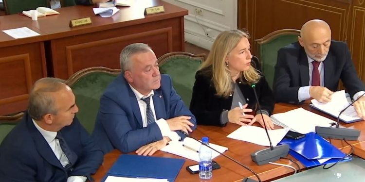 Arrestimi i avokatit në Elbasan, KLP raporton para Kuvendit: Po shqyrtojmë situatën, vendimi do merret nesër…