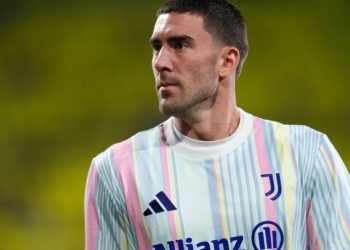 Barcelona me objektiva të qarta në merkato, katalanasit në kërkim të zëvendësuesit të Lewandowskit me një sulmues serb.