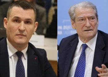 “Basha: U mblodhën në SPAK dhe u përpoqën të më sulmojnë, ndërsa unë vetëm kam organizuar konferenca” – Berisha sulmon Altin Dumanin, duke e quajtur “bastard si Aranit Çela, injorant e të turpshëm.”