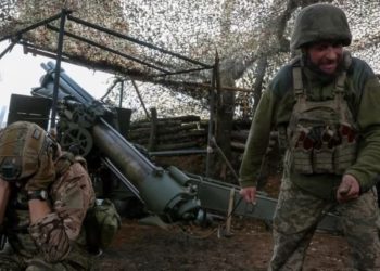 Beteja për Pokrovskun: Forcat ruse ndiqen në qytetin me rëndësi strategjike, Zelensky jep alarmin për konflikte të ashpra.