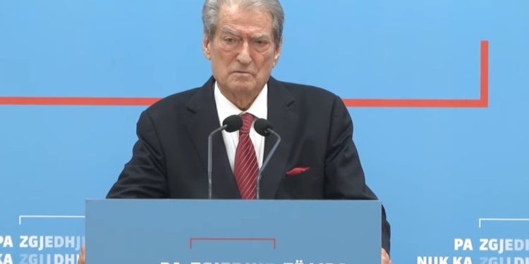 Beteja për Tiranën më 9 nëntor, Berisha njofton kandidatin e opozitës përballë Manastirliut.