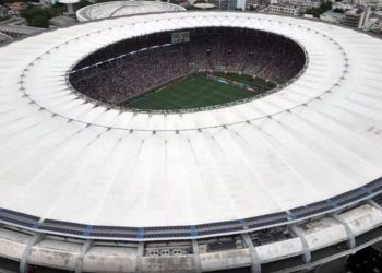 Brazil: Shteti i Rio De Janeiros vendos të shesë stadiumin legjendar 'Maracana' për shkak të problemeve me borxhin.