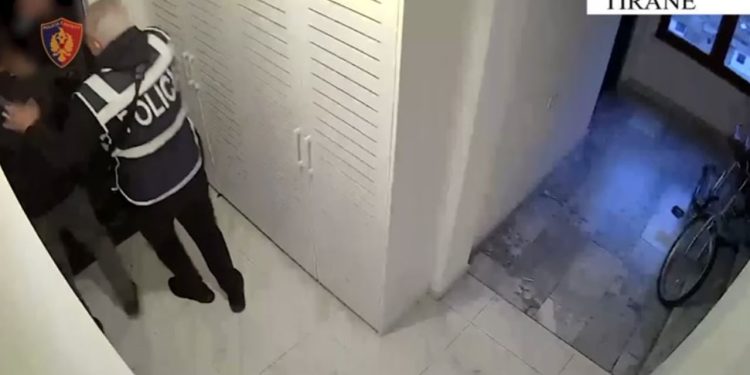 Braziliani ndihmonte bashkëkombësen për prostitucion në Shqipëri, arrestohet përbashkë me 24-vjeçaren.