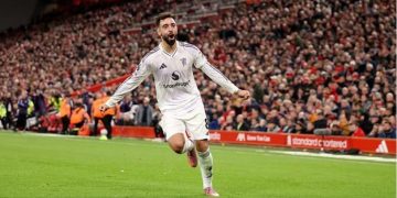 Bruno Fernandes mban të paqartë të ardhmen e tij: "Nuk do të flas me askënd deri në përfundim të Botërorit"