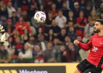 “Buzëqesh Armando Broja: Sulmuesi shqiptar merr lajm të favorshëm pas golit dhe asistit ndaj Jordanisë nga ekipi anglez”