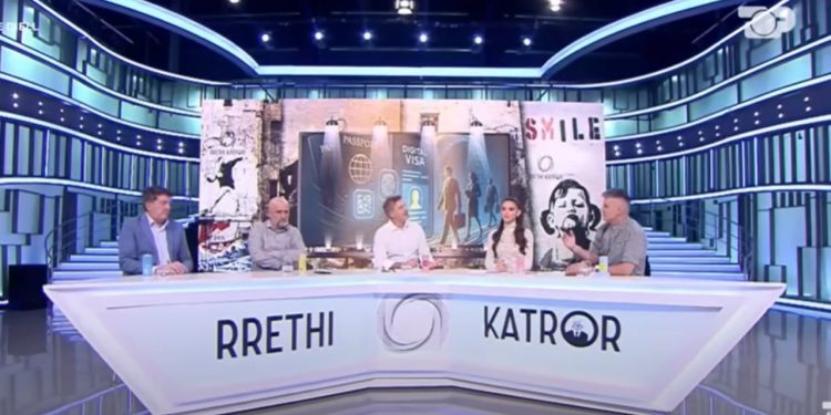 "Çdo individ do të jetë me ‘chip’" / Alfred Cako debaton me Milaim Zekën, gazetari: Unë dhe Mane pa intelligjencë...