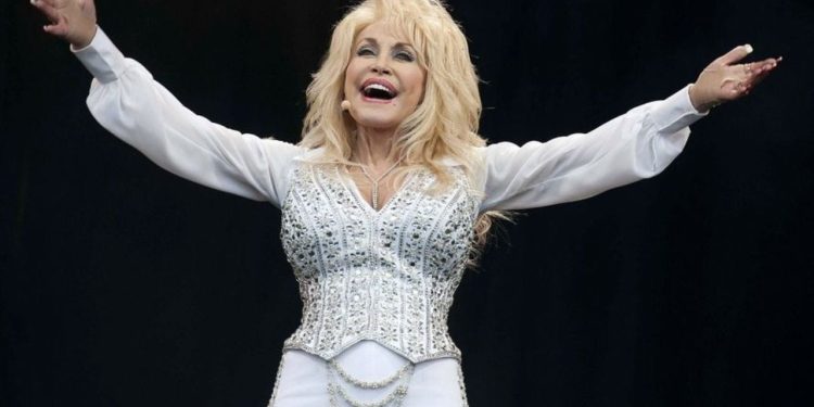 “Çështjet e shëndetit të mija janë të ekzagjeruara”, thotë legjenda e muzikës amerikane, duke refuzuar thashethemet pas deklaratave të motrës së saj: A dukem e sëmurë?