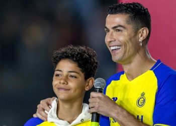 Cristiano Ronaldo Jr. ndjek shembullin e babait të tij, i bashkohet për herë të parë ekipit të rinjve të kombëtares portugeze.