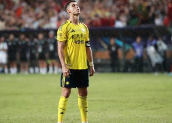 Cristiano Ronaldo bëhet futbollisti i parë me pasuri miliardere dhe shënon një moment historik. Këtu është vlera e pasurisë së tij neto.