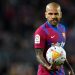 Dani Alves “bën marrëveshje me Zotin”: Nga burgu në lider të lutjeve