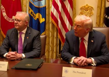 Donald Trump shpreh mosdakordësinë e tij, ndërsa kryeministri australian ofron mbështetje të qartë për ambasadorin e tij në SHBA.