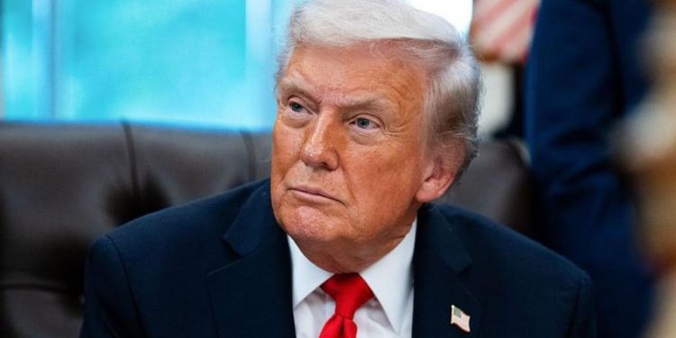 Drejt një kandidature për një mandat të tretë? Trump nuk heq dorë nga pozita e tij në Shtëpinë e Bardhë, a do të amendtojë kushtetutën e SHBA-së?