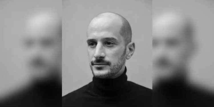 Dronët sulmojnë Ukrainën, një gazetari francez i jepet fund jetës.