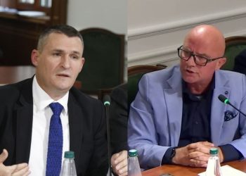 Dumani e akuzon Strazimirin: Ndihem i fyer, ka më shumë patriotizëm se sa kam unë, ndërsa arreston liderët e opozitës dhe e rrotullon situatën për Kryeministrin.