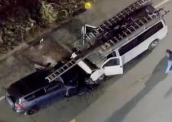 Dy autobusë përplasen ballë për ballë, 46 persona humbin jetën dhe disa të plaggosen në një tragjedi të rëndë.