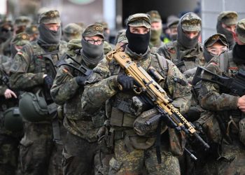 “E nënvlerësuam Putinin,” thotë Macron: “Jeni të gatshëm për skenarin më alarmant.”