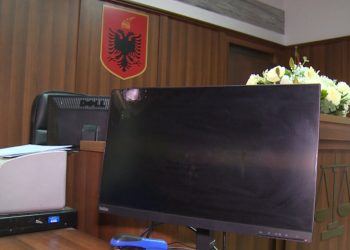 Ekskluzive: Eksperiment mbi sigurinë e SPAK dhe GJKKO, Garda teston masat mbrojtëse pas vrasjes së gjyqtarit Astrit Kalaja.